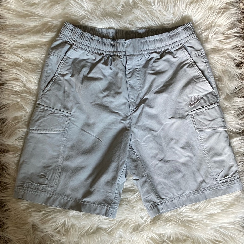 Grey Cargo Shorts 🤍